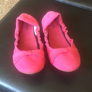 Keen women’s flats, size 9.5.